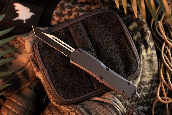 Mini Titan Bravo OTF Knife